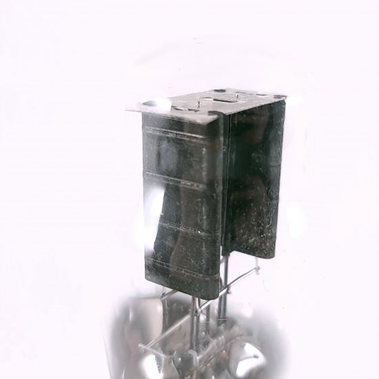 1 X 80 HITACHI TUBE. 1950sPROD. BLACK...