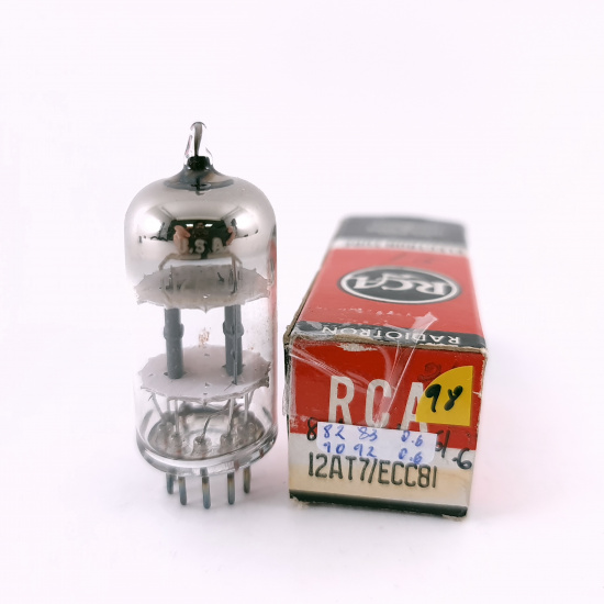 1 X 12AT7 / ECC81 RCA TUBE. 1960s PROD. USED. 98. CH165