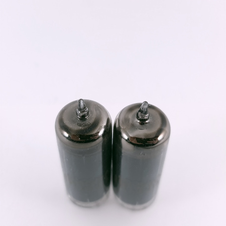 2 X 6005 / 6AQ5W SYLVANIA GOLD TUBE. 1960s PROD. BLACK PLATES. 41. CH166