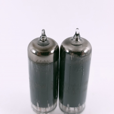 2 X JHS 6005 / 6AQ5W SYLVANIA GOLD TUBE. 1960s PROD. BLACK PLATES. D-G.42.CH166