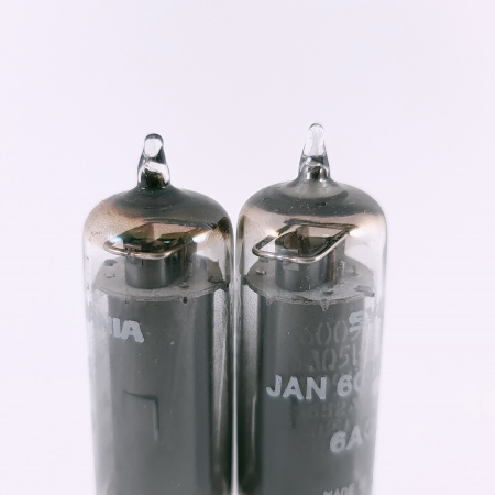 2 X JAN 6005 / 6AQ5W SYLVANIA TUBE. 1950s PROD. BLACK PLATES. 43. CH166