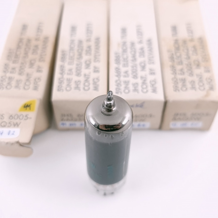 4 X JHS 6005 / 6AQ5W SYLVANIA TUBE. 1964 PROD. BLA. PLAT. MATCHED QUAD.49.CH166