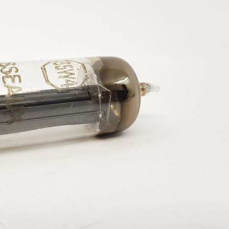 1 X 35W4 VISSEAUX TUBE. NOS. 1950s. SQUARE GETTER. RC61
