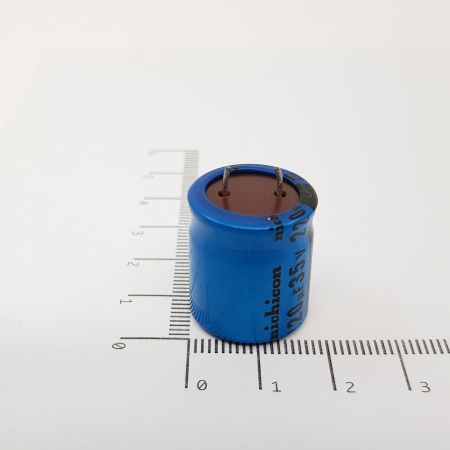 1 X  ELECTROLYTIC CAPACITOR NICHICON 220uF 35V (New Old Stock). C426U52F070323