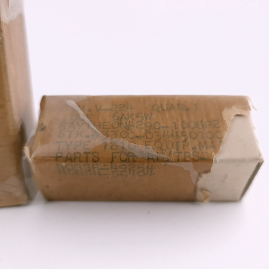 2 X 6AK5W RAYTHEON TUBE. 1950s ARMY...