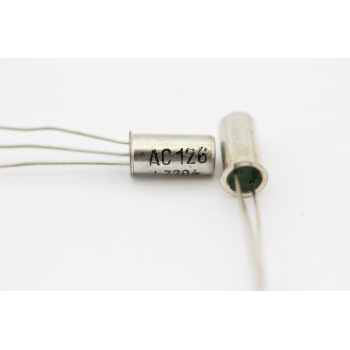 1 X AC126 TRANSISTOR ( New...