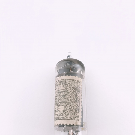 1 X 6AQ5 / EL90 CIFTE TUBE. 1950s RT PROD. RECTANGULAR GETTER. 61. CH166