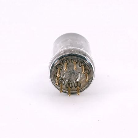 1 X E88C / 8255 SINGLE TRIODE TELEFUNKEN TUBE. 1960s PROD. 3 MICA. GOLD PIN. HIGH GAIN. 90. CH166