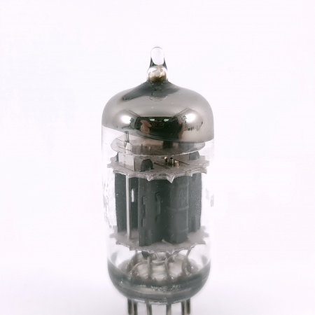 1 X 6189 GENERAL ELECTRIC TUBE. 1960s PROD. 3 MICA. USED. 105. CH166