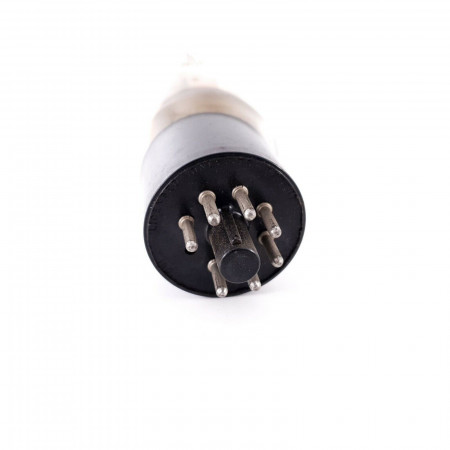 1 X 6L6G SYLVANIA TUBE. BLACK PLATES. 77%. CJ  ENA