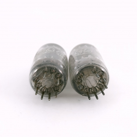 2 X 5965 GENERAL ELECTRIC TUBE. 1960s PROD. 17MM PLATES. MATCHED PAIR. 2. CH167