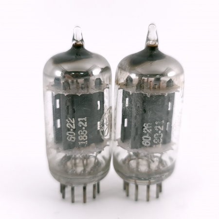 2 X 5965 GENERAL ELECTRIC TUBE. 1960s PROD. 17MM PLATES. MATCHED PAIR. 3. CH167