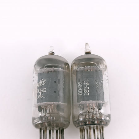2 X 5965 GENERAL ELECTRIC TUBE. 1960s PROD. 17MM PLATES. MATCHED PAIR. 3. CH167