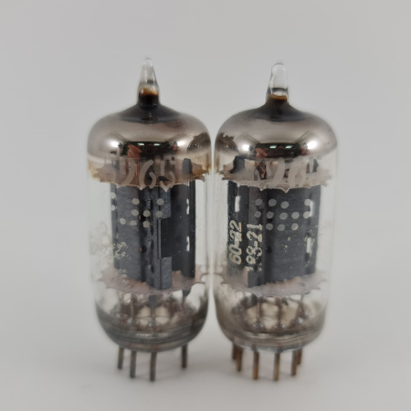 2 X 5965 GENERAL ELECTRIC TUBE. 1960s PROD. 17MM PLATES. MATCHED PAIR. 4. CH167