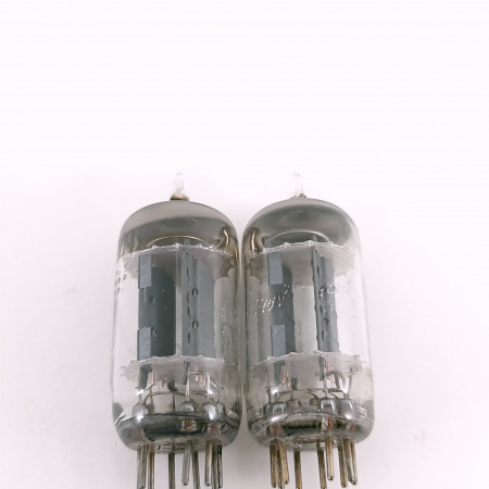 2 X 5965 GENERAL ELECTRIC TUBE. 1960s PROD. 17MM PLATES. MATCHED PAIR. 4. CH167