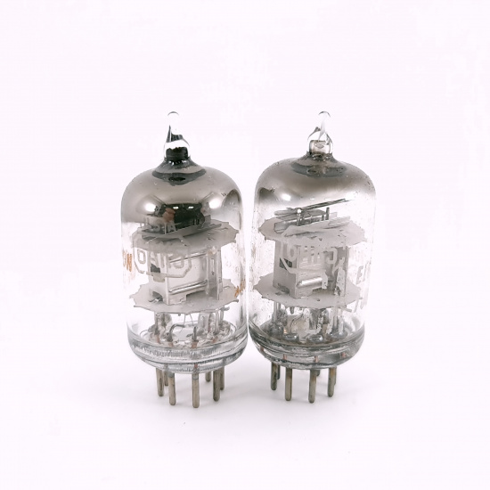 2 X 6AK5 RCA TUBE. 1950s PROD. CHROME...