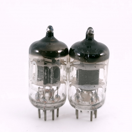 2 X E95F MINIWATT TUBE. 1960s PROD. BLACK PLATES. SQ. MATCHED PAIR. 34. CH167