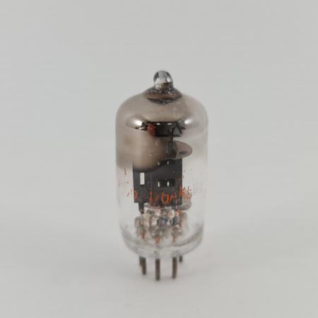 1 X 6AK5W RAYTHEON TUBE. 1950s PROD. BLACK PLATES. D-GETTER. USED. 38. CH167