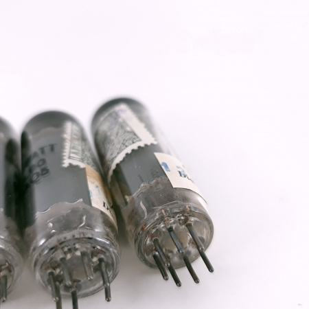 3 X 6AQ5 / EL90 MINIWATT BARCELONA TUBE. 1950s PROD. MATCHED TRIO. 49. CH167