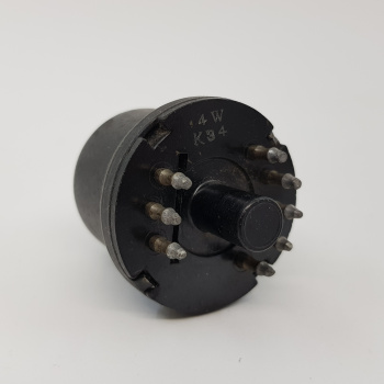 1 X EBF11 PHILIPS MINIWATT... 2