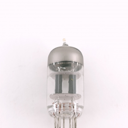 1 X 12AX7 ELECTRO-HARMONIX TUBE. 2000s PROD. INVERTED CUP GETTER. USED.61.CH167