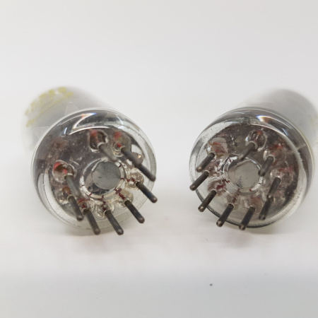2 X EF86 TESLA TUBE. 1960s PROD. SQUARE GETTER. 93/93% MATCHED PAIR. 7. CH115
