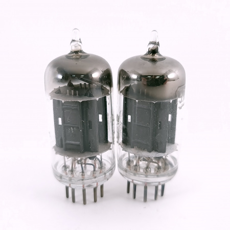 2 X 5963 RCA TUBE. 1950s PROD. 17MM BLACK PLATES. MATCHED PAIR. 74. CH167