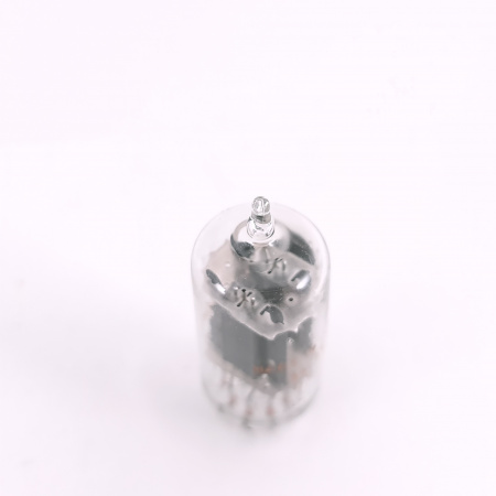 1 X  12AU7A RCA TUBE. 1950s PROD. 17MM PLATES. D-G. CLEAR TOP. USED. 77. CH167