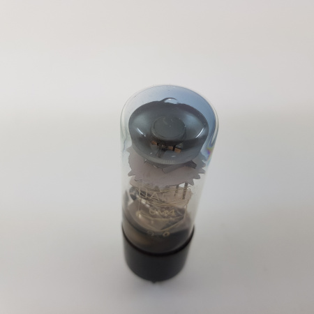 1 X UM4 DARIO MAGIC EYE TUBE. NOS/NIB. RC46