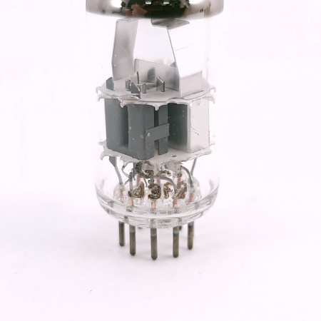 1 X ECC88 PHILIPS TUBE. 1960s PROD. 80. CH167