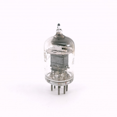 1 X 6AK5 TUNG-SOL TUBE. 1950s PROD. BLACK PLATES. RECTANGULAR GETTER. 83. CH167