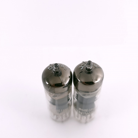 2 X E92CC PHILIPS-MINIWATT TUBE. 1950s PHILIPS PROD. PINCHED WAIST. 110. CH167