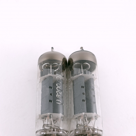 2 X E90CC TELEFUNKEN TUBE. 1950s PROD. COPPER RODS. MATCHED PAIR. 112. CH167