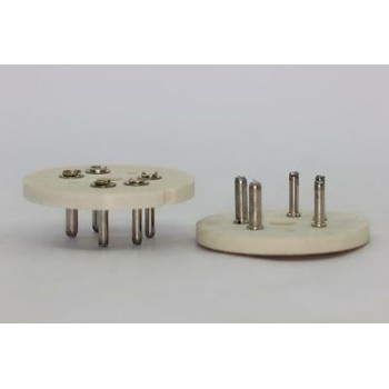  MALE SOCKET OF 813 TUBE. FOR CONNECTION. USED. ONE PIECE.  RC ZOC3.