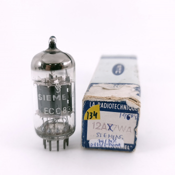 1 X ECC83 SIEMENS TUBE....