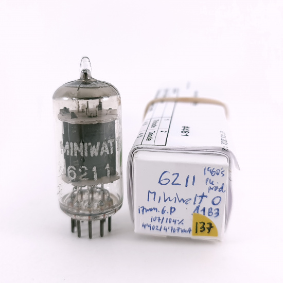 1 X 6211 MINIWATT TUBE. 1960s PHILIPS PROD. 17MM PLATES. SQ. 137. CH167