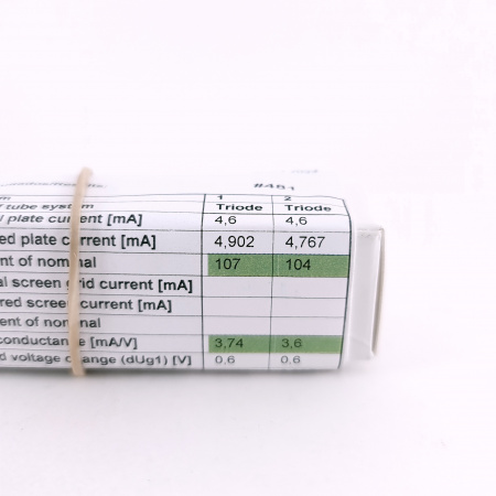 1 X 6211 MINIWATT TUBE. 1960s PHILIPS PROD. 17MM PLATES. SQ. 137. CH167