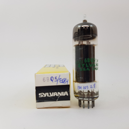 1 X JAN 6BQ5 / EL84 SYLVANIA TUBE. BLACK PLATES. NOS/NIB. RCB368