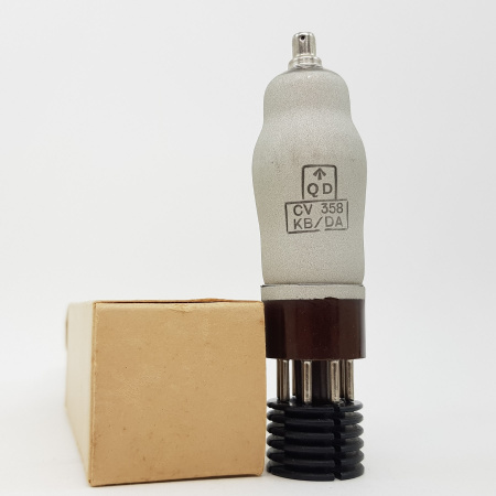 1 X EF37A MULLARD TUBE. NOS/NIB. RC165