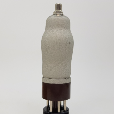 1 X EF37A MULLARD TUBE. NOS/NIB. RC165
