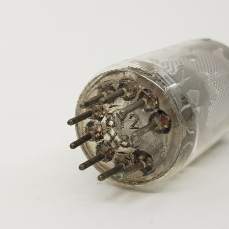 1 X EF86 PHILIPS MINIWATT TUBE. SQUARE GETTER 1950s. NOS/NIB. RC165