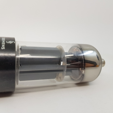 1 X E130L SIEMENS TUBE. NOS/NIB. RC140