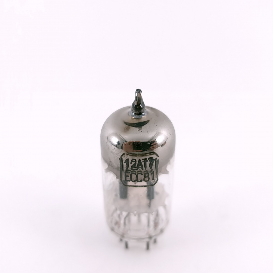 1 X 12AT7 / ECC81 RCA TUBE. 1960s...