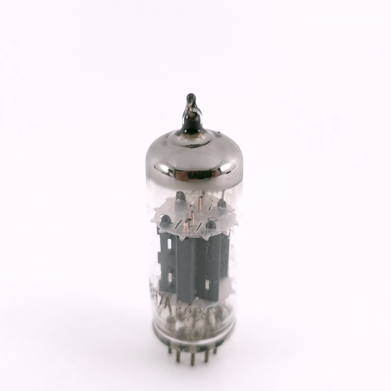 1 X 12BH7A RSD TUBE. 1960s JAPAN...