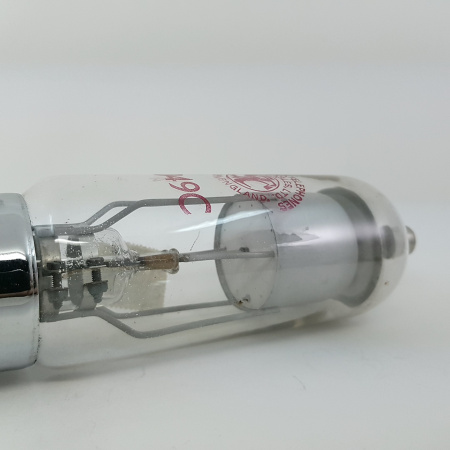 1 X 4049C STC TUBE. STANDAR TELEPHONES AND CABLES LTD. RARE TUBE. NOS/NIB. RCB381.