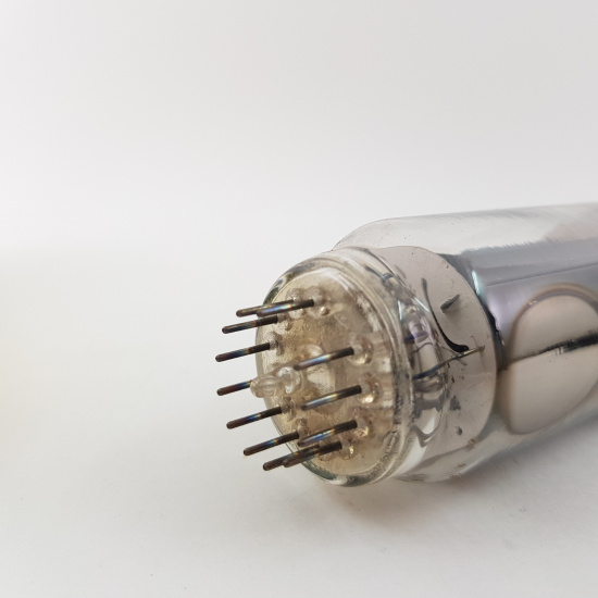 1 X 20LF6 RCA TUBE. USED. GOOD. RC83