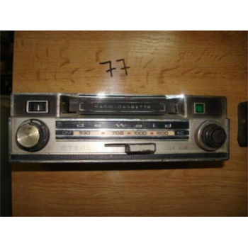 AUTORRADIO VINTAGE. OLD CAR...