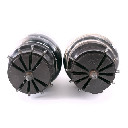 2 X RL12P50 TELEFUNKEN TUBE. 1940s MILANO PROD. CH77