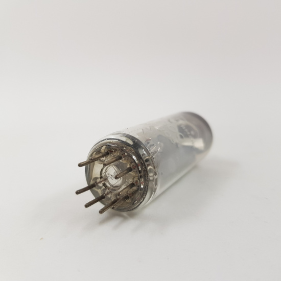 1 X EM800 TELEFUNKEN EYE MAGIC TUBE....