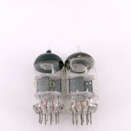 2 X ECC82 TESLA TUBE. 1950s PROD. SOLID GETTER. MATCHED PAIR. 80. CH168